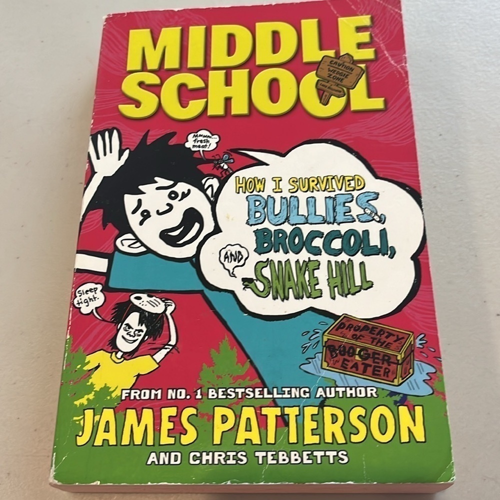 Middle School Series by James Patterson - set of 3 books - Picture 4 of 11